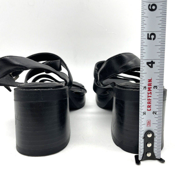 Vintage 90s Y2K Lower East Side Black Faux Leather Strappy Block Heel Sandal 5.5 - Picture 8 of 16